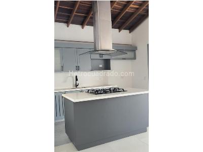Apartamento de 4 alcobas en venta en La Magnolia, Envigado, 183 m² · foto 3 de 9