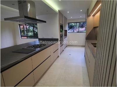 Apartamento en venta en El Poblado, Medellín · foto 6 de 10