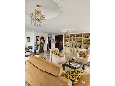 Apartamento de 3 alcobas en venta en Los Balsos, Medellín, 289 m² · foto 2 de 17