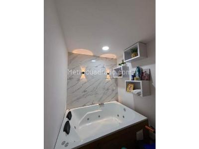 Apartamento en venta en Loma Del Indio, Medellín · foto 8 de 11
