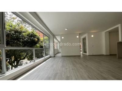 Apartamento de 2 alcobas en venta en El Poblado, Medellín, 144 m² · foto 5 de 19