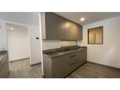 Apartamento de 2 alcobas en venta en El Poblado, Medellín, 144 m² · foto 8 de 19