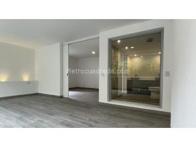 Apartamento de 2 alcobas en venta en El Poblado, Medellín, 144 m² · foto 11 de 19