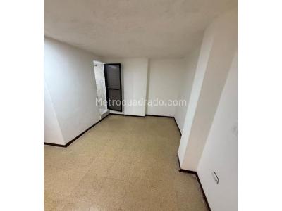 Casa de 5 alcobas en venta en Boston, Medellín, 197 m² · foto 10 de 17