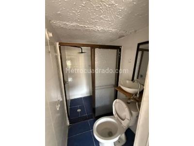 Casa de 5 alcobas en venta en Boston, Medellín, 197 m² · foto 16 de 17