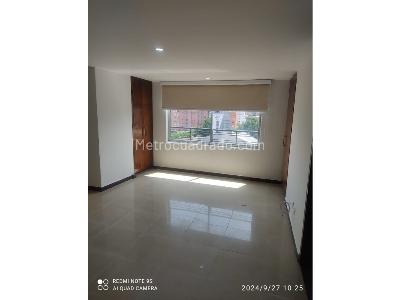 Apartamento de 3 alcobas en venta en La Castellana, Medellín, 140 m² · foto 9 de 10