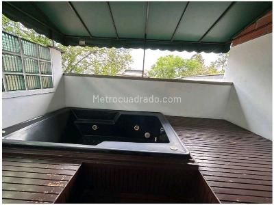 Apartamento de 3 alcobas en venta en El Poblado, Medellín, 196 m² · foto 15 de 20