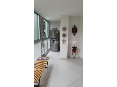 Apartaestudio en venta en Laureles, Medellín, 46 m² · foto 2 de 13