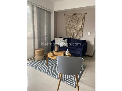 Apartamento de 3 alcobas en venta en Niquia, Bello, 72 m² · foto 2 de 11