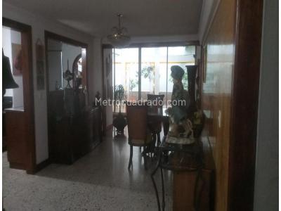 Apartamento en venta en Simon Bolivar, Medellín · foto 2 de 5