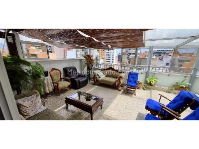 Apartamento de 3 alcobas en venta en Laureles, Medellín, 167 m² · foto 6 de 19
