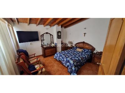 Apartamento de 3 alcobas en venta en Laureles, Medellín, 167 m² · foto 16 de 19