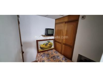Apartamento de 3 alcobas en venta en Laureles, Medellín, 167 m² · foto 18 de 19