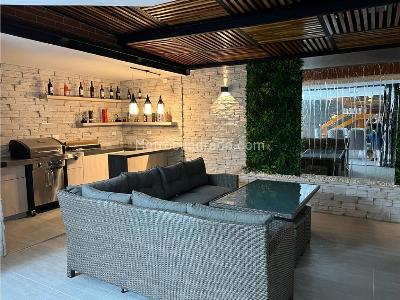 Casa de 4 alcobas en venta en El Poblado, Medellín, 340 m² · foto 4 de 20