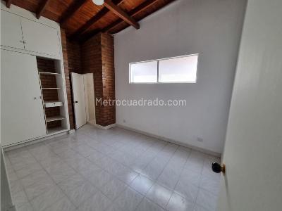 Apartamento en venta en La Floresta, Medellín · foto 14 de 20