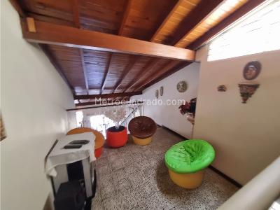 Casa de 4 alcobas en venta en America Niza, Medellín, 174 m² · foto 16 de 20
