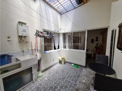 Casa de 4 alcobas en venta en America Niza, Medellín, 174 m² · foto 19 de 20