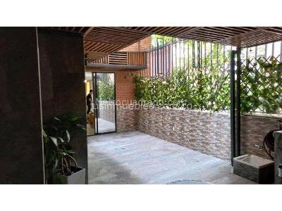 Apartamento de 3 alcobas en venta en Laureles, Medellín, 195 m² · foto 2 de 10