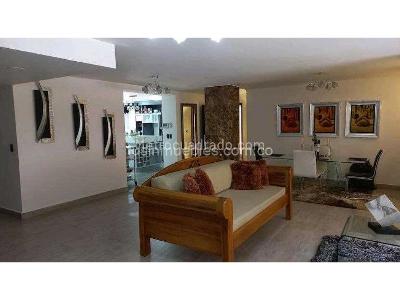 Apartamento de 3 alcobas en venta en Laureles, Medellín, 195 m² · foto 6 de 10