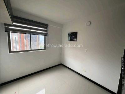 Apartamento de 3 alcobas en venta en Loma De San Jose, Sabaneta, 76 m² · foto 6 de 12