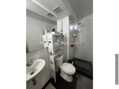 Apartamento de 3 alcobas en venta en Loma De San Jose, Sabaneta, 76 m² · foto 9 de 12