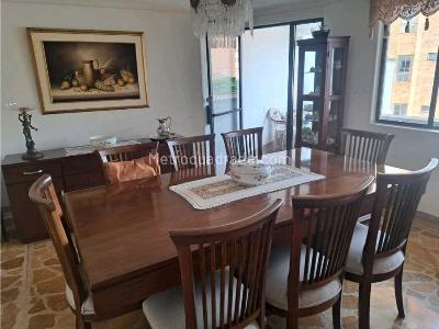 Apartamento de 4 alcobas en venta en Laureles En La Comuna 11 De Medellin, Medellín, 264 m² · foto 4 de 18