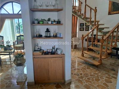 Apartamento de 4 alcobas en venta en Laureles En La Comuna 11 De Medellin, Medellín, 264 m² · foto 15 de 18