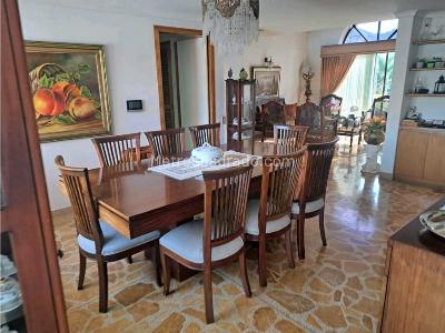 Apartamento de 4 alcobas en venta en Laureles En La Comuna 11 De Medellin, Medellín, 264 m² · foto 16 de 18