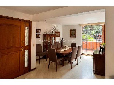 Apartamento de 4 alcobas en venta en El Poblado, Medellín, 189 m² · foto 6 de 15