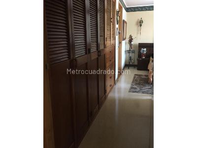 Apartamento de 3 alcobas en venta en 2do Parque Laureles, Medellín, 92 m² · foto 11 de 12