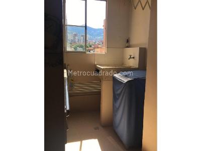 Apartamento de 3 alcobas en venta en 2do Parque Laureles, Medellín, 92 m² · foto 12 de 12