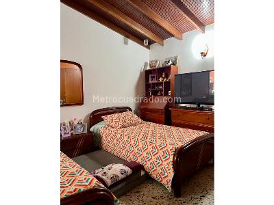 Casa de 3 alcobas en venta en Simon Bolivar, Medellín, 200 m² · foto 10 de 19