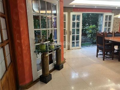 Casa de 4 alcobas en venta en La Doctora, Sabaneta, 301 m² · foto 5 de 12