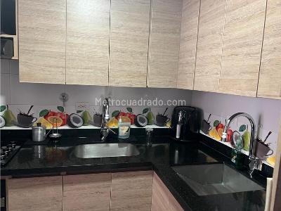 Apartamento de 3 alcobas en venta en San Javier, Medellín, 52 m² · foto 3 de 10