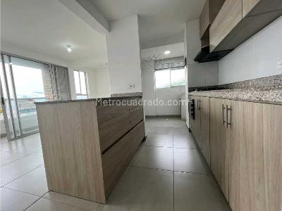 Apartamento de 3 alcobas en venta en Calasanz Parte Alta, Medellín, 78 m² · foto 3 de 16