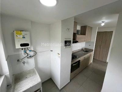 Apartamento de 3 alcobas en venta en Calasanz Parte Alta, Medellín, 78 m² · foto 6 de 16