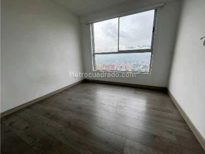 Apartamento de 3 alcobas en venta en Calasanz Parte Alta, Medellín, 78 m² · foto 12 de 16