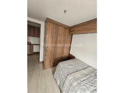 Apartamento de 2 alcobas en venta en Parque Principal, Sabaneta, 66 m² · foto 7 de 14