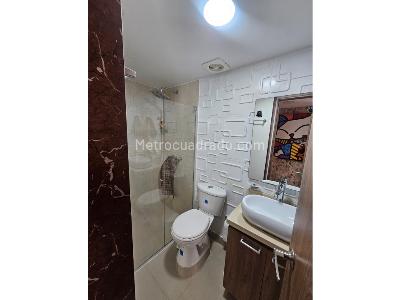 Apartamento de 2 alcobas en venta en Parque Principal, Sabaneta, 66 m² · foto 8 de 14