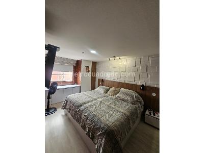 Apartamento de 2 alcobas en venta en Parque Principal, Sabaneta, 66 m² · foto 13 de 14