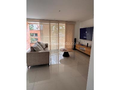 Apartamento en venta en El Poblado, Medellín · foto 4 de 13