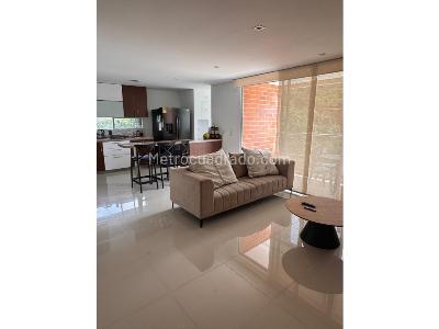 Apartamento en venta en El Poblado, Medellín · foto 7 de 13