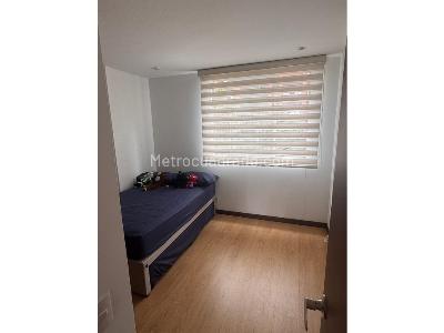 Apartamento en venta en El Poblado, Medellín · foto 8 de 13
