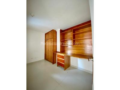 Apartamento en venta en Almeria, Medellín · foto 6 de 14