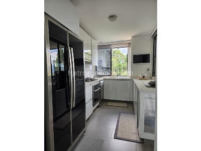 Apartamento en venta en Loma De Las Brujas, Envigado · foto 15 de 20