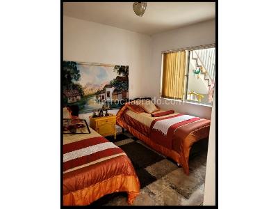 Casa de 4 alcobas en venta en Guayabal, Medellín, 112 m² · foto 2 de 9