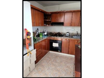 Casa de 4 alcobas en venta en Guayabal, Medellín, 112 m² · foto 3 de 9