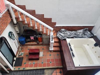 Casa de 5 alcobas en venta en El Dorado, Envigado, 250 m² · foto 10 de 17