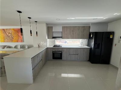 Apartamento en venta en El Portal, Envigado · foto 2 de 19