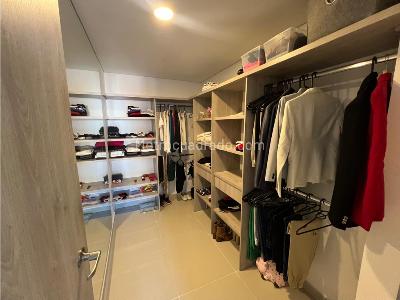 Apartamento en venta en El Portal, Envigado · foto 18 de 19
